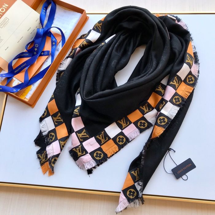 Louis Vuitton Scarf LV00125